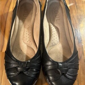 SOUL Naturalizer Black Flats with Bow Detail